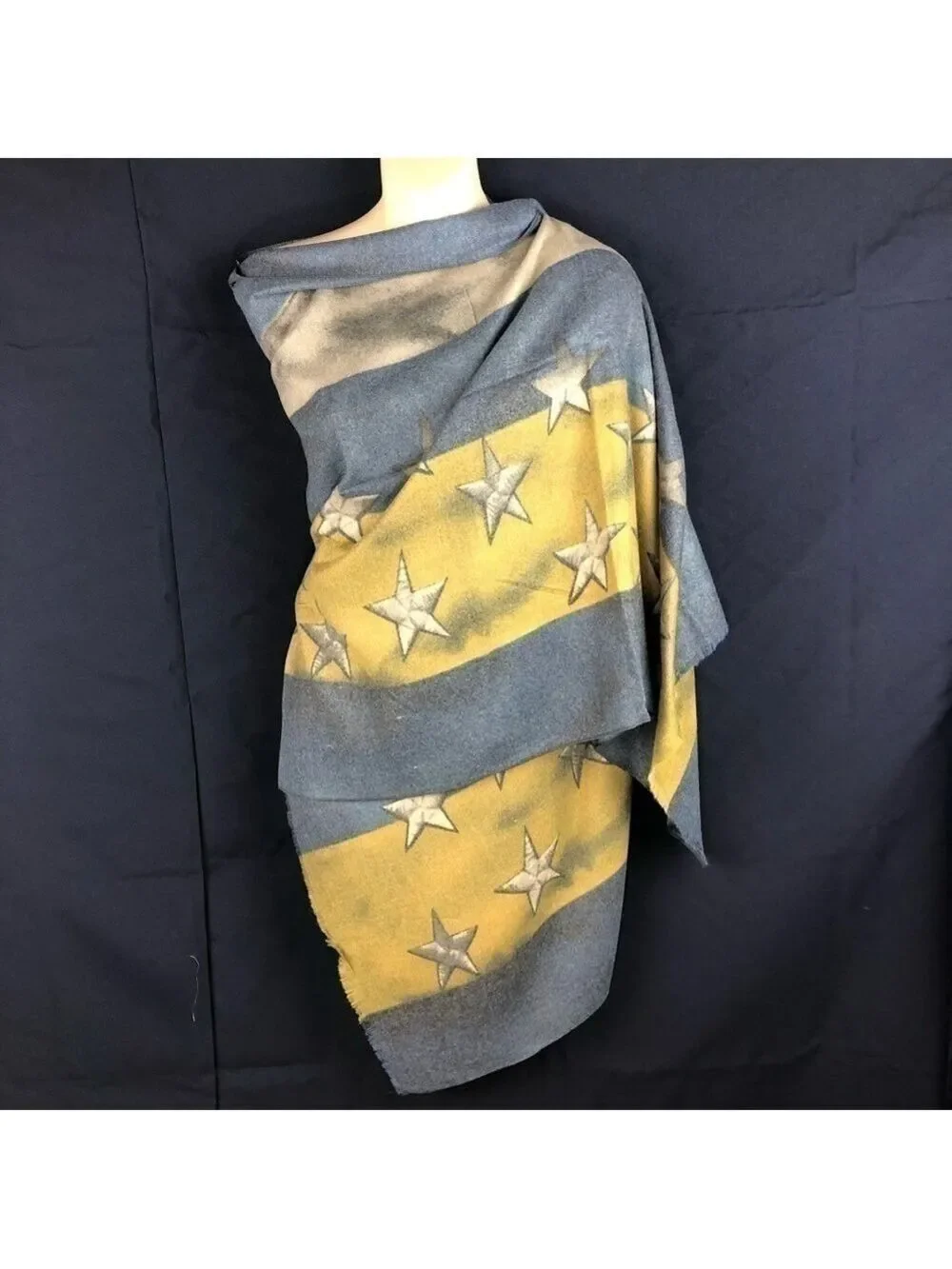 N/A fringed hem
